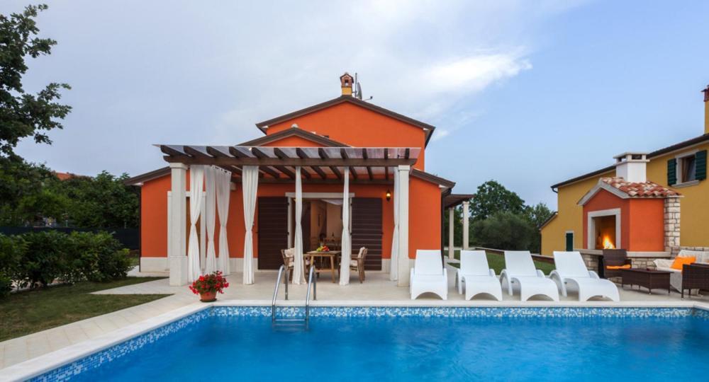 Villas Vilanija Умаг Экстерьер фото
